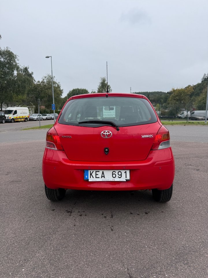 Toyota Yaris 2010, bild 6/10