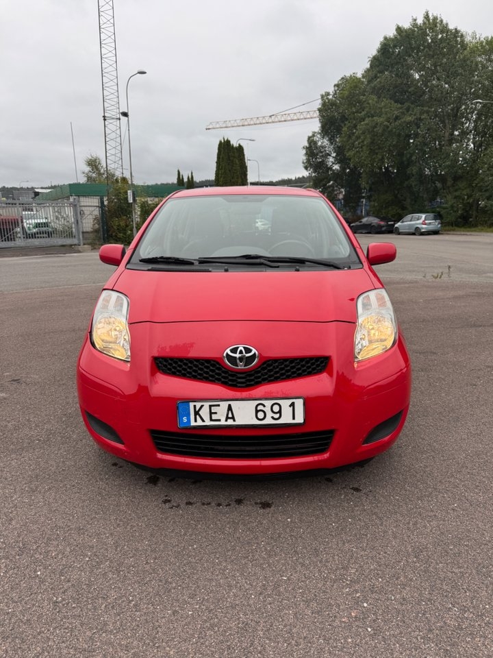 Toyota Yaris 2010, bild 3/10