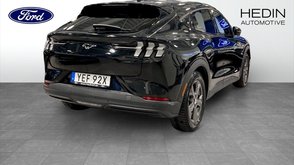 Ford Mustang Mach-E 2021, kuva 2/9