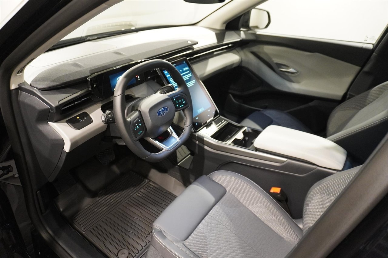 Ford Explorer 2026, photo 4/13