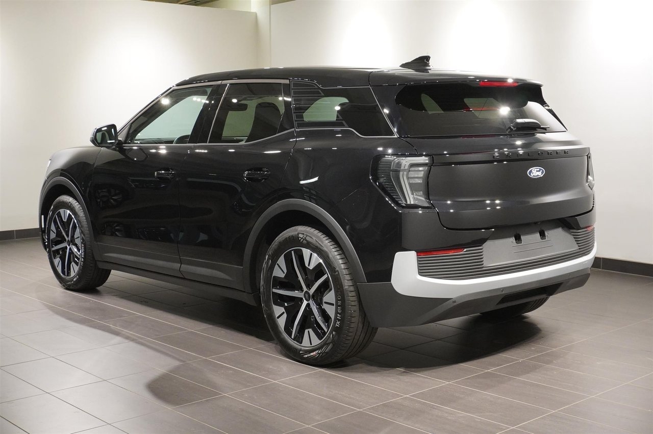 Ford Explorer 2026, photo 3/13