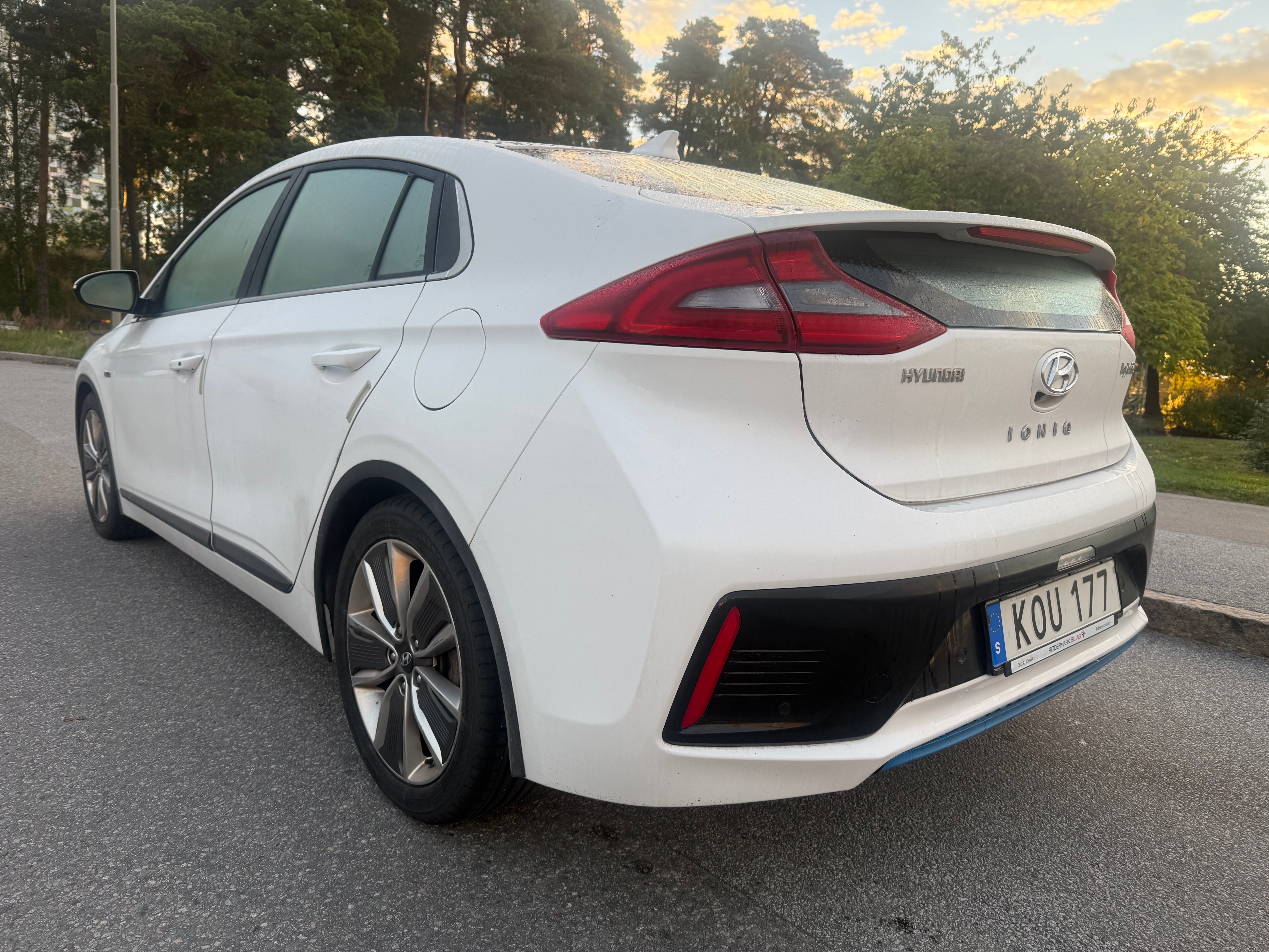 Hyundai Ioniq Hybrid 1.6 DCT 2017, bild 5/7