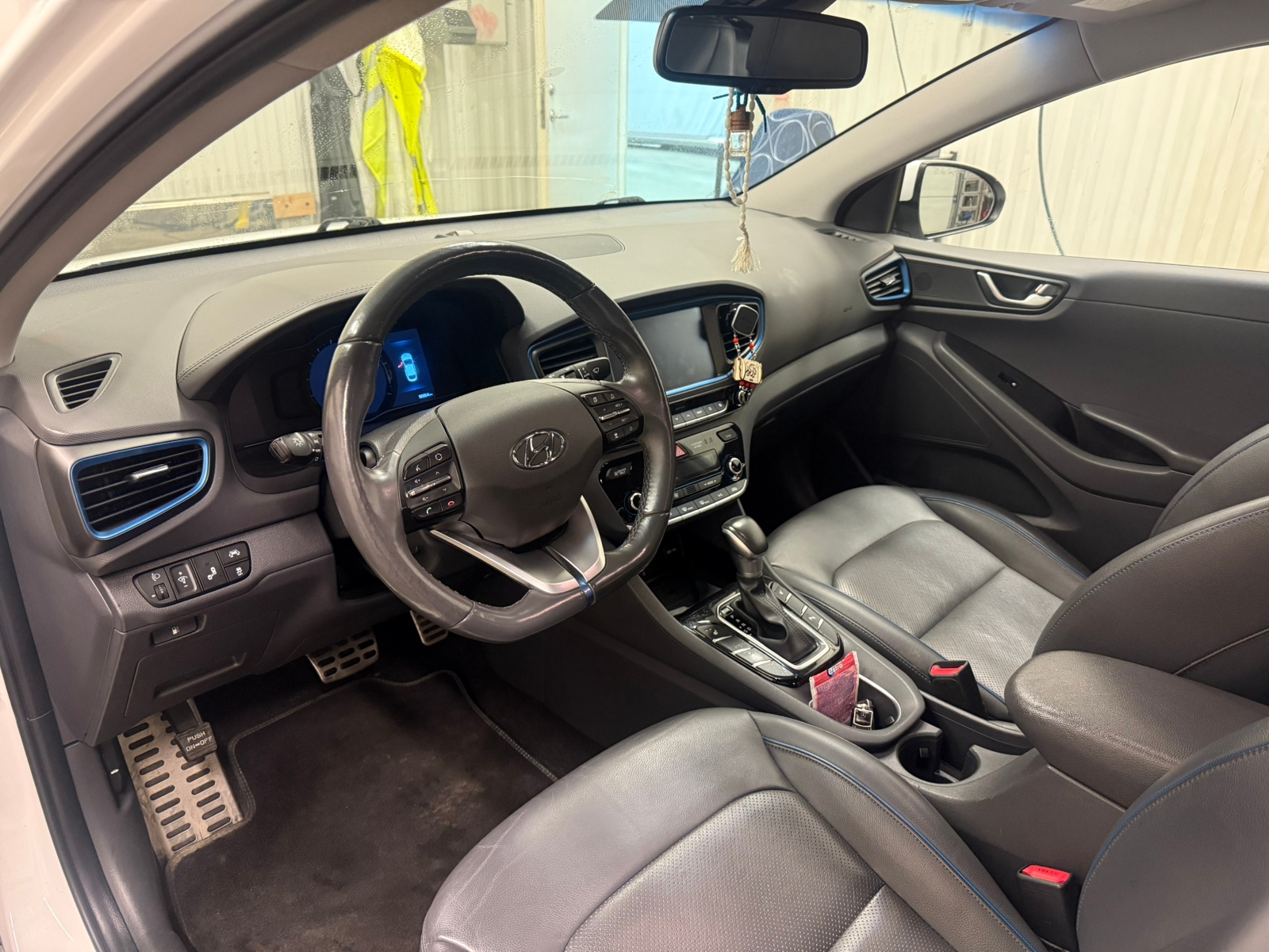 Hyundai Ioniq Hybrid 1.6 DCT 2017, bild 7/7