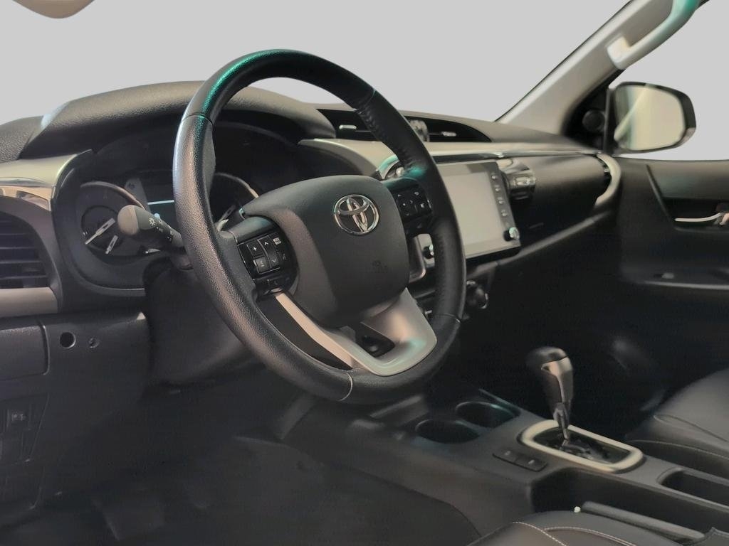 Toyota HiLux 2023, bild 6/10