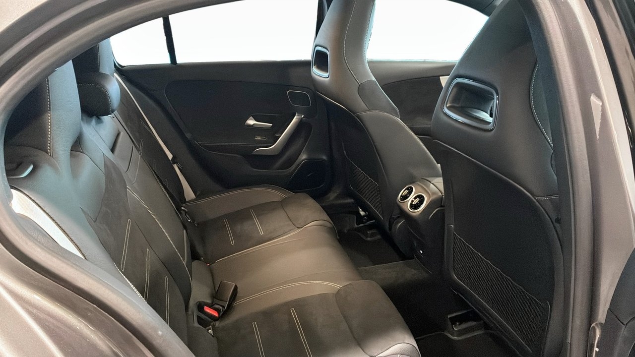 Mercedes-Benz A 250 e AMG Premium 2027, photo 5/9