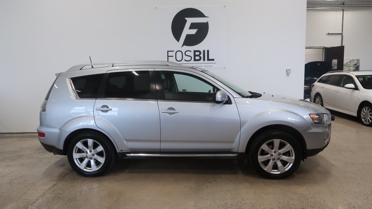 Mitsubishi Outlander 2010, bild 3/10