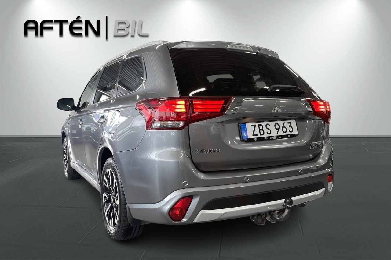 Mitsubishi Outlander 2018, bild 7/10