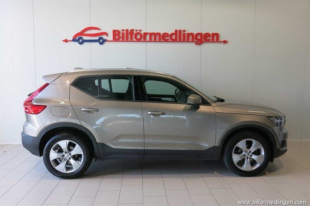 Volvo XC40 D3 150hk Momentum Drag 2021, bild 2/10