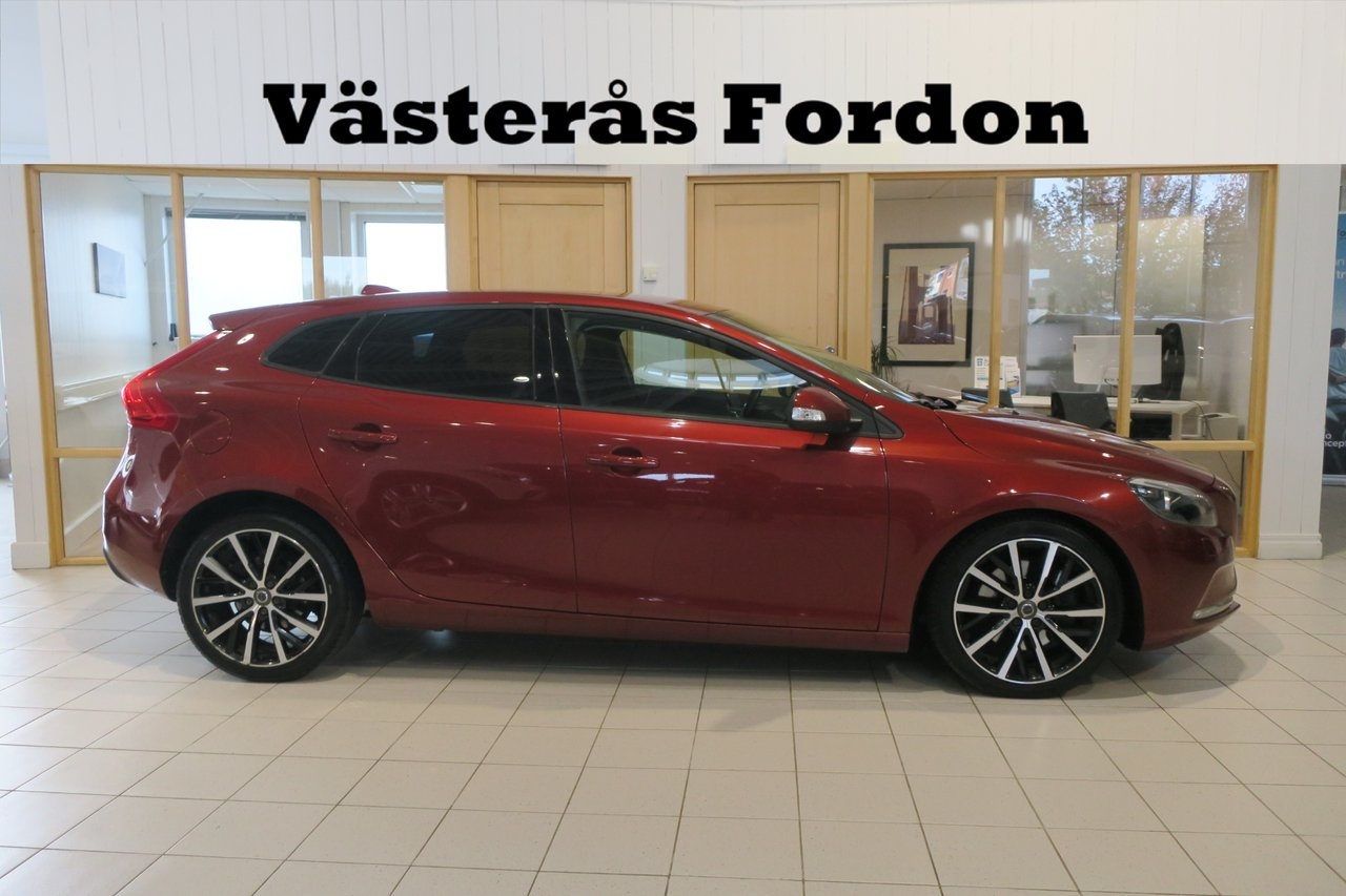 Volvo V40