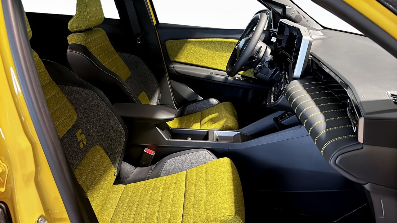 Renault 5 E-Tech ICONIC Demo endast 2027, photo 3/10