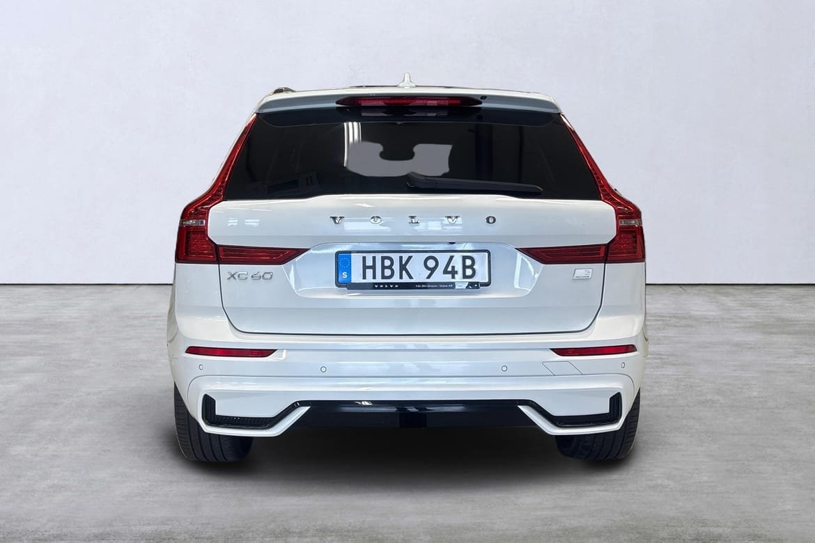 Volvo XC60 Recharge T6 Ultimate Dark 2023, bild 5/10