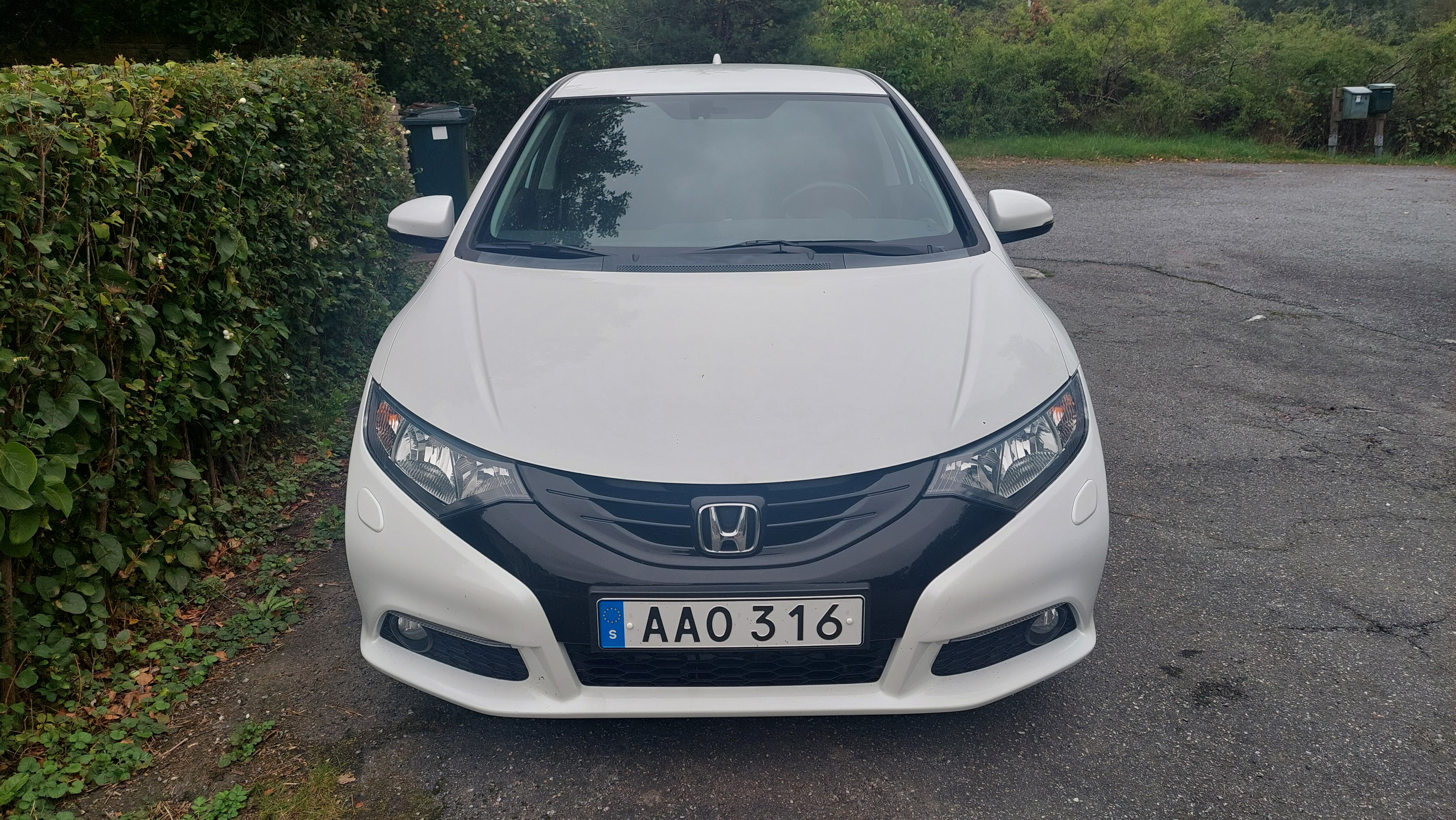 Honda Civic 1.8 i-VTEC Automatisk 2014, bild 2/8