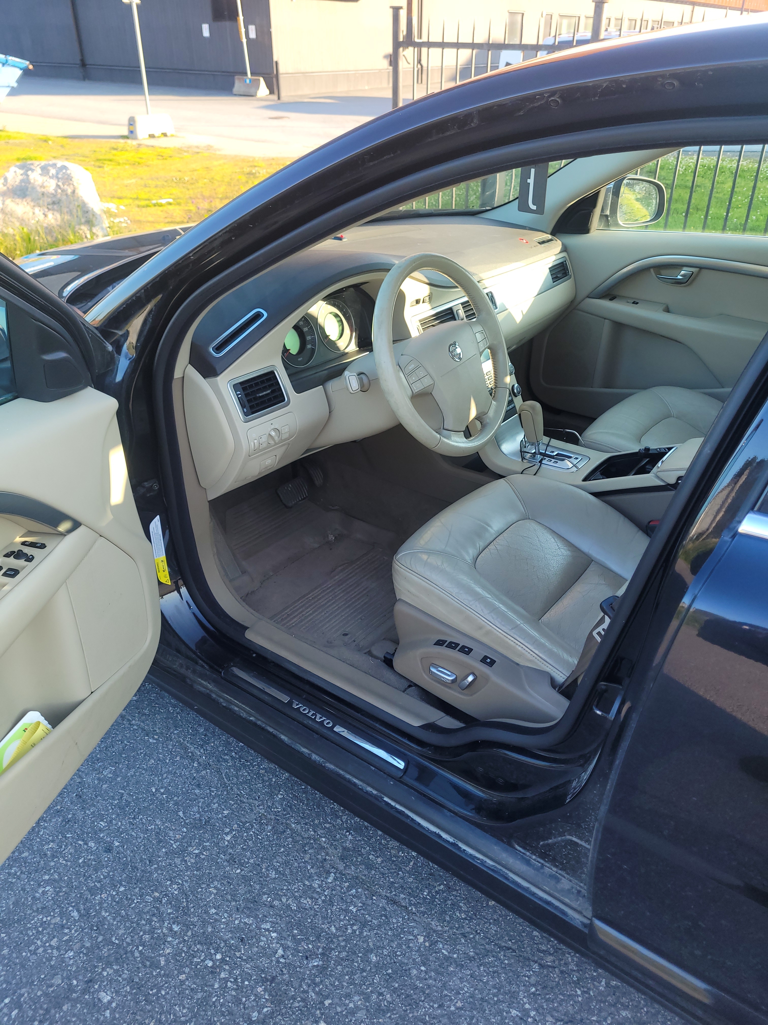 Volvo S80