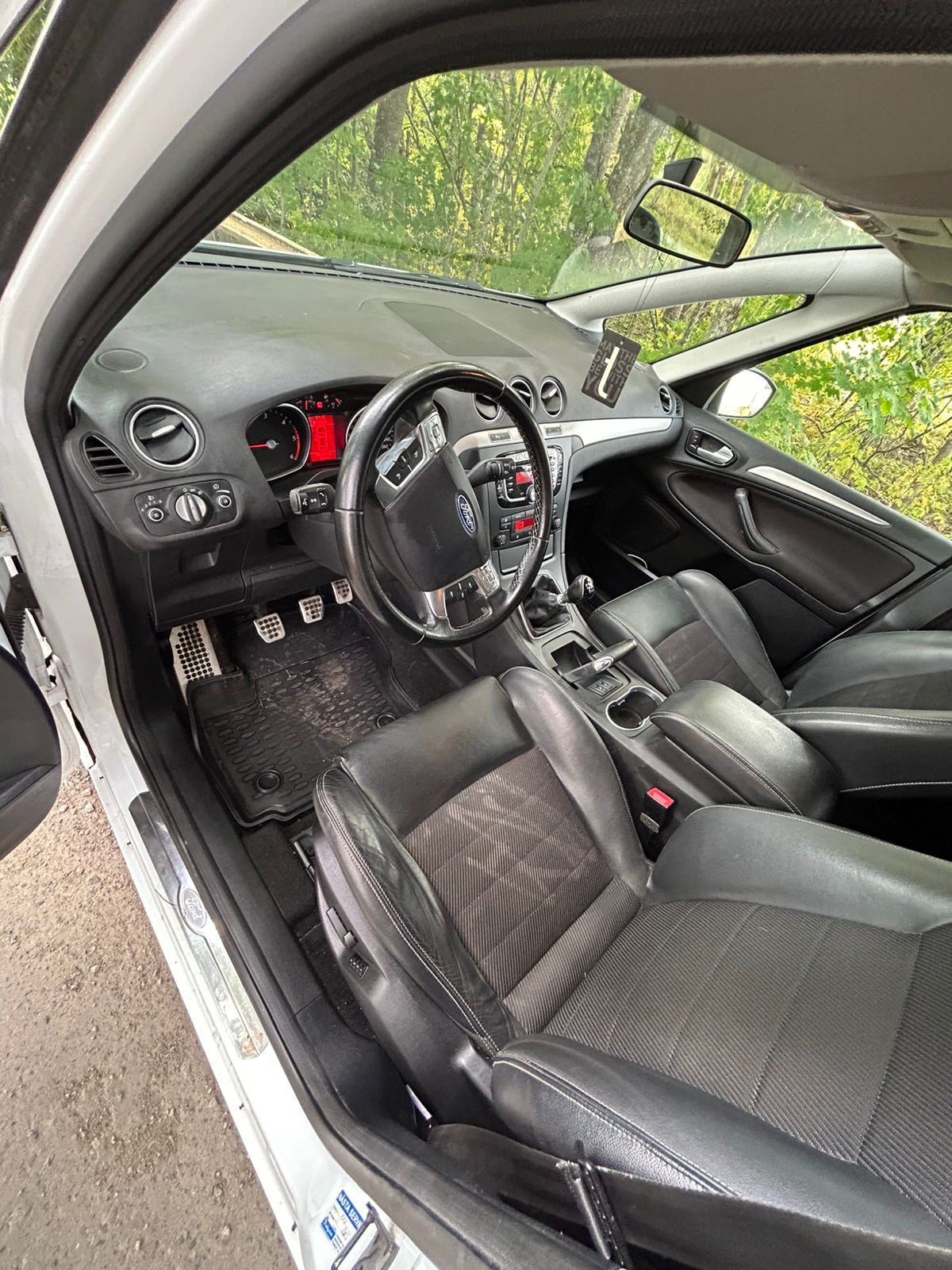 Ford S-MAX 2.0 TDCi Manuell 2012, photo 7/10