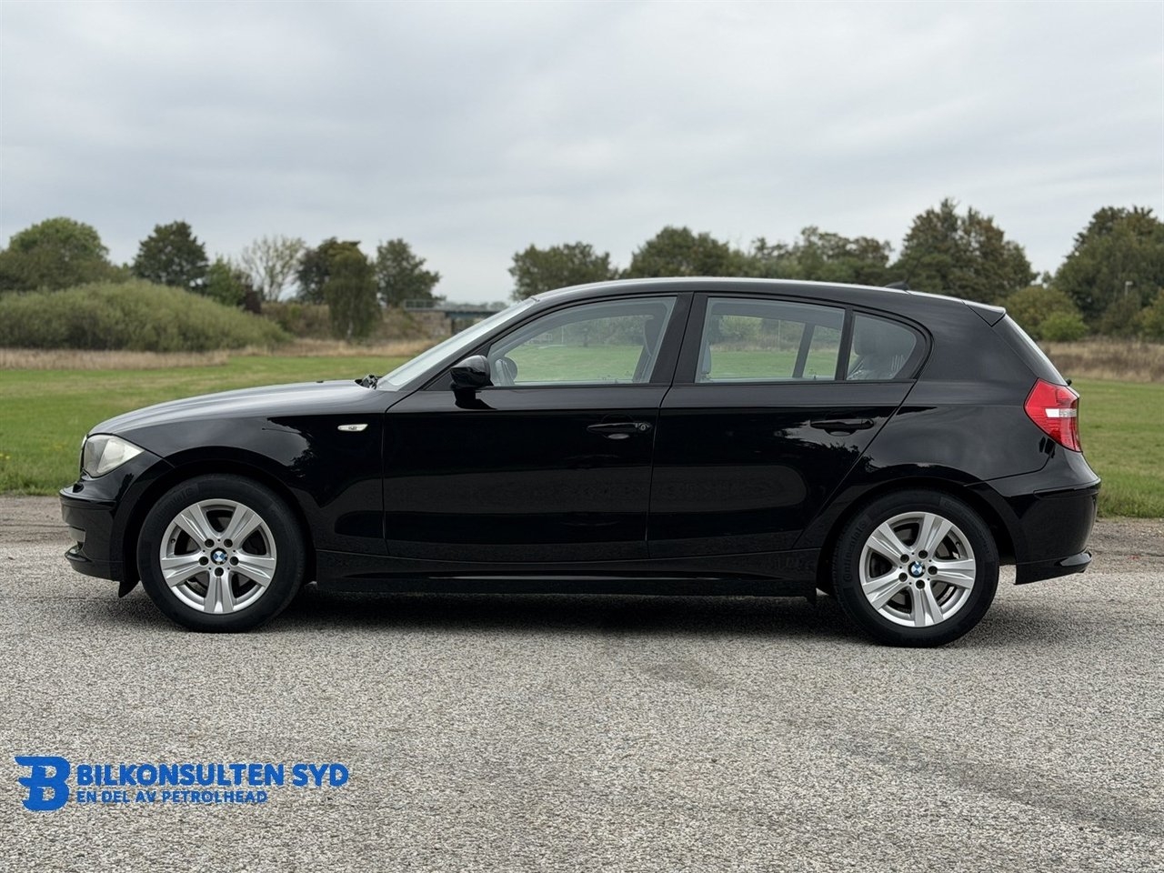 BMW 118 2009, bild 4/10