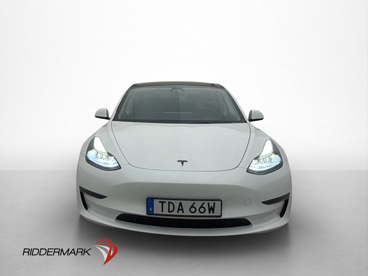 Tesla Model 3 Performance AWD Svensksåld 2021, bild 3/10