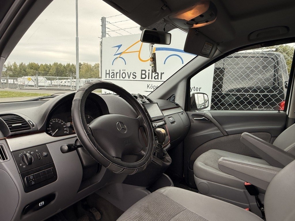 Mercedes-Benz Viano 2010, photo 7/10