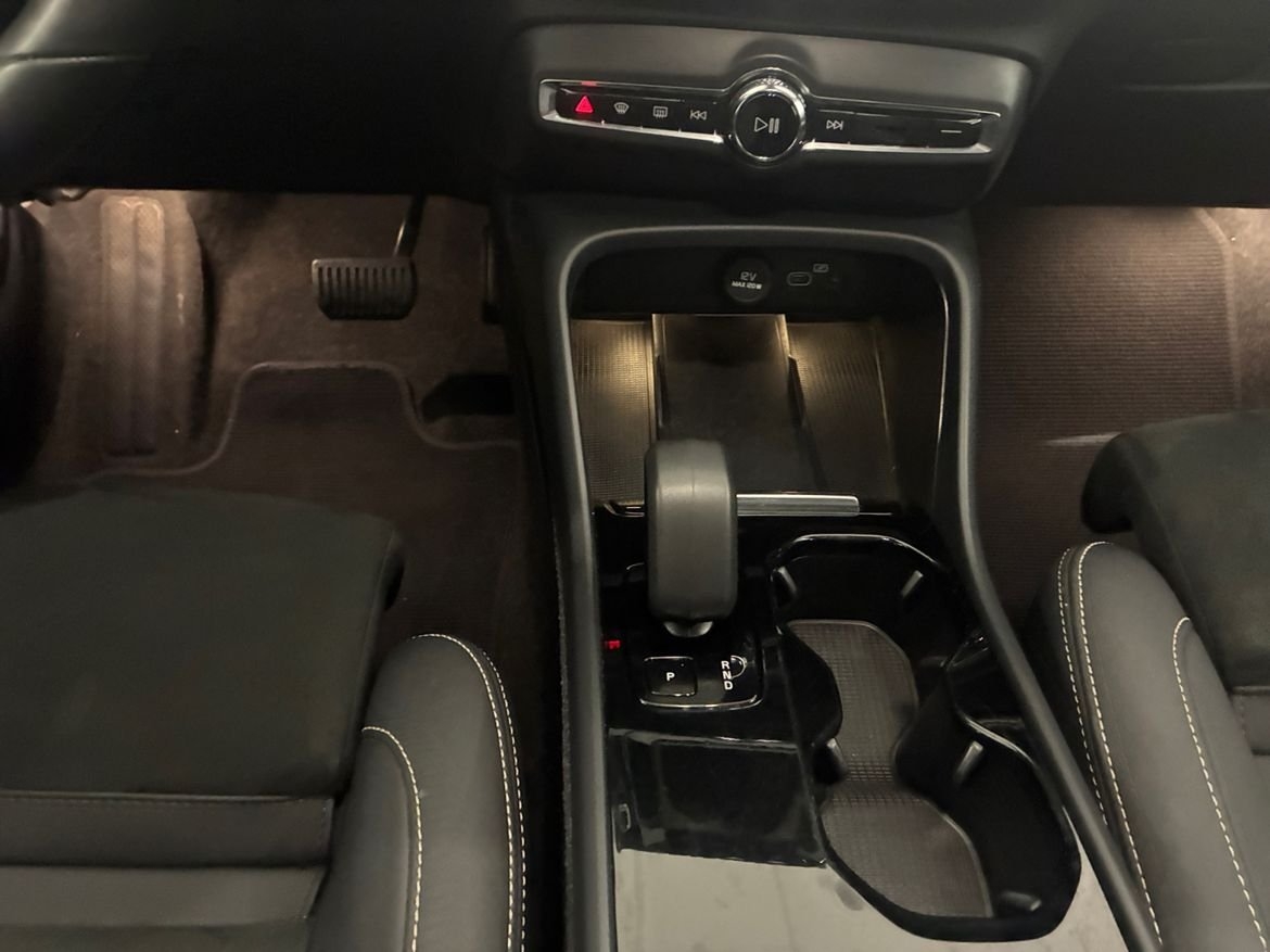Volvo C40 Recharge Twin Ultimate 2023, bild 7/10