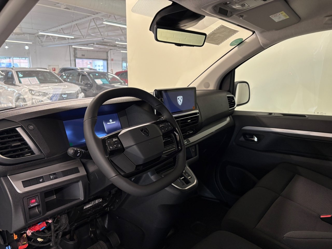 Peugeot e-Expert 75kWh L2 Plus 2026, bild 7/10