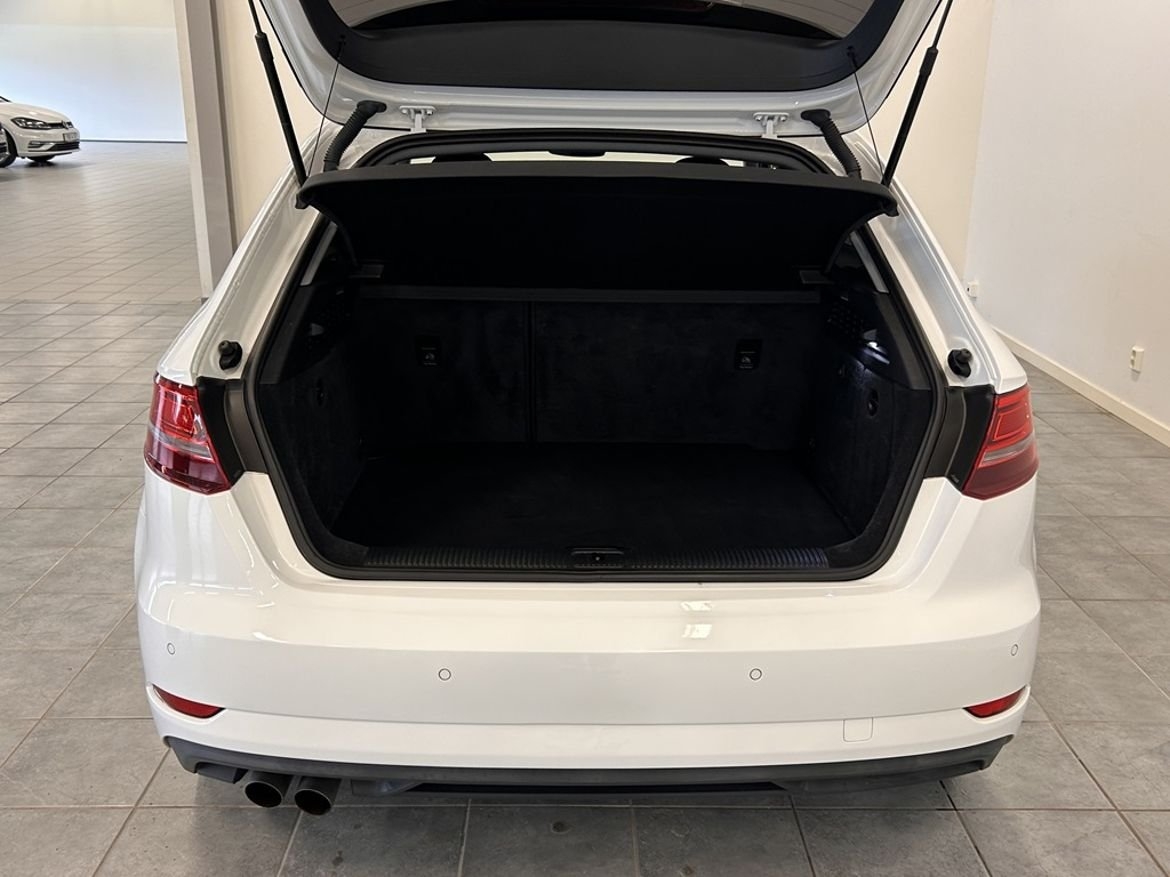 Audi A3 1.5 TFSI 150hk Proline P-Sensor 2018, bild 6/15
