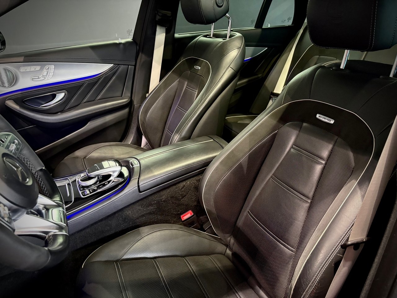 Mercedes-Benz E 63 S T 4MATIC+ 2018, bild 4/10