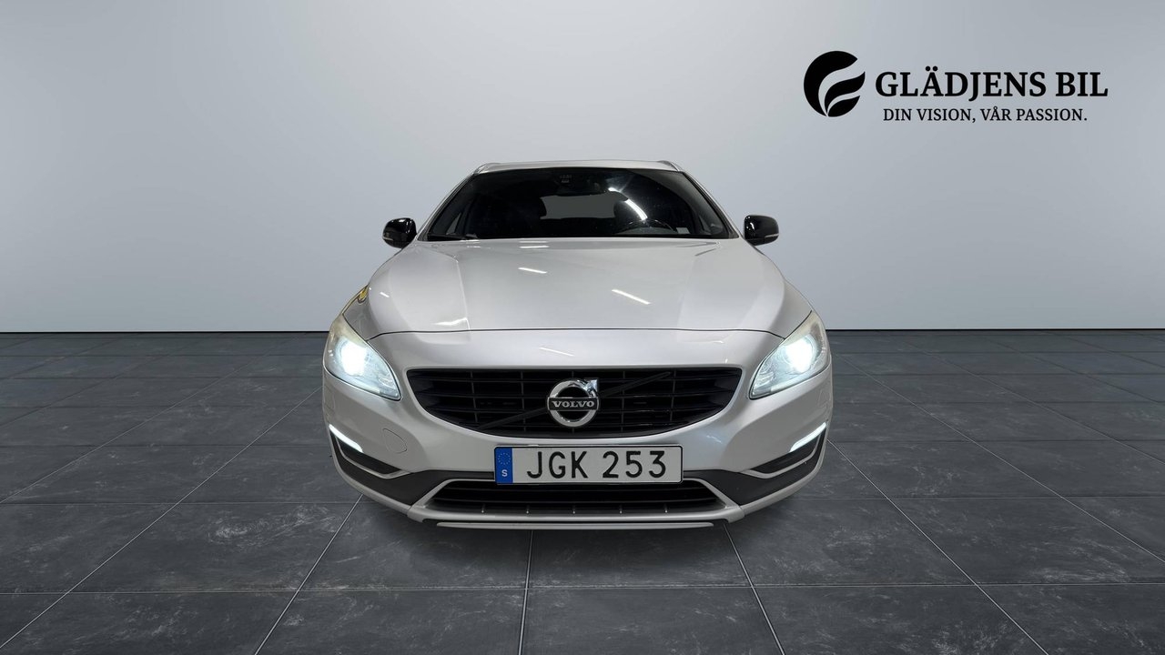 Volvo V60 2015, bild 2/10