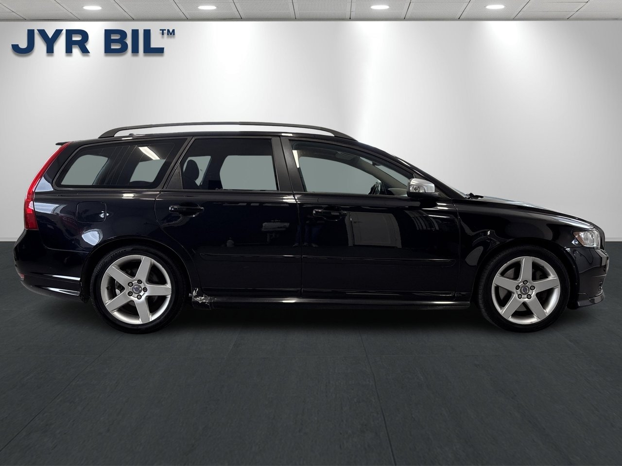 Volvo V50 2009, photo 2/10