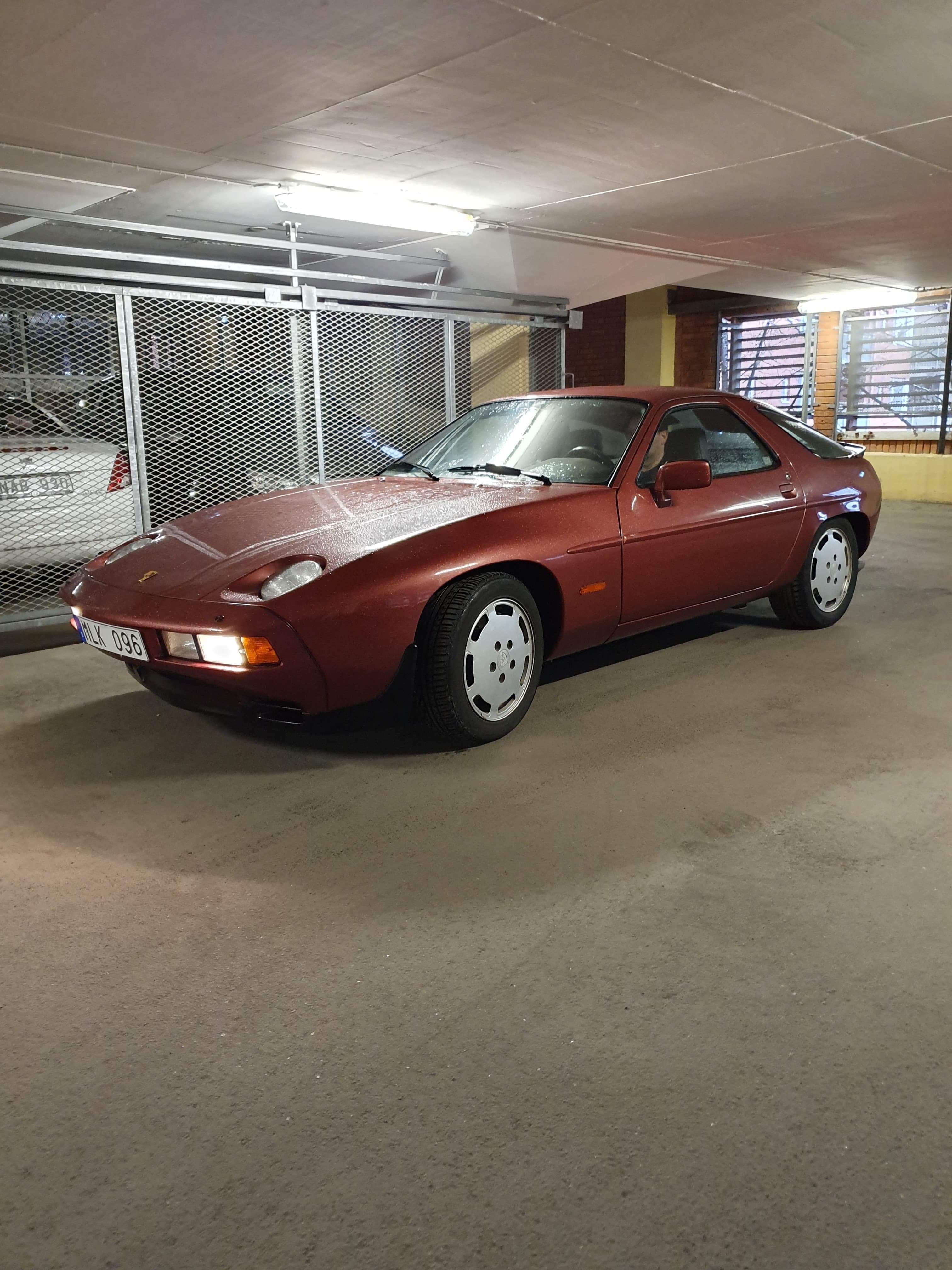 Porsche 928 S Automatisk 1986, kuva 2/6