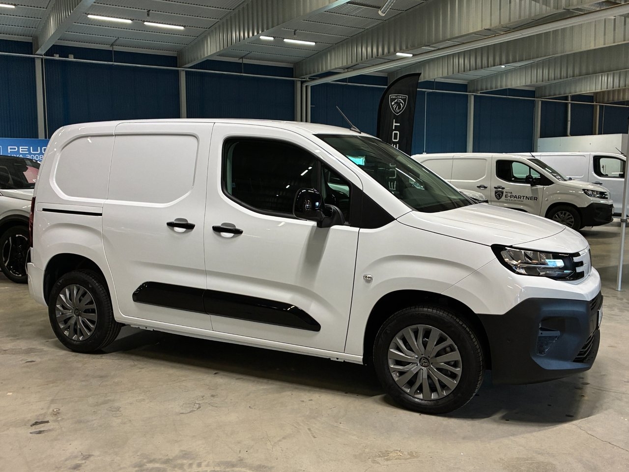 Peugeot Partner 2026, bild 2/10