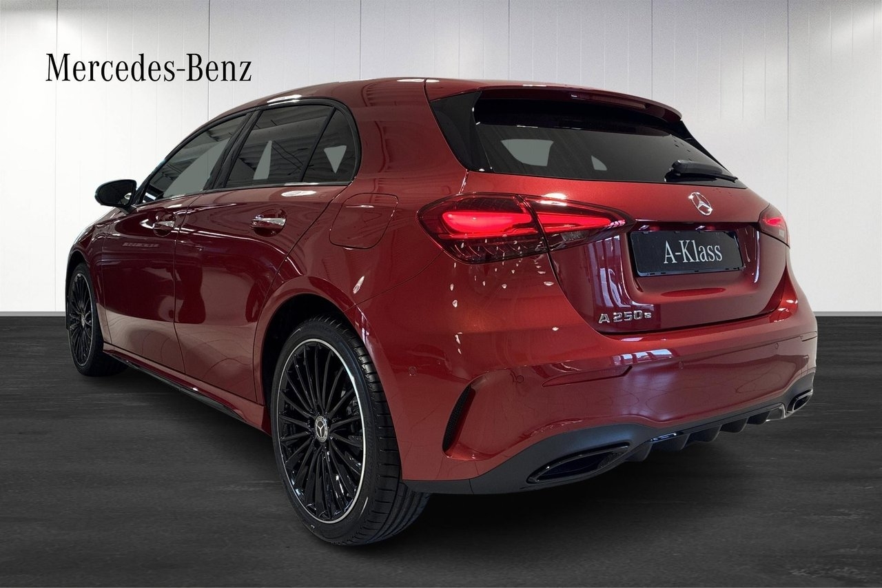 Mercedes-Benz A 250 e 2027, bild 3/16