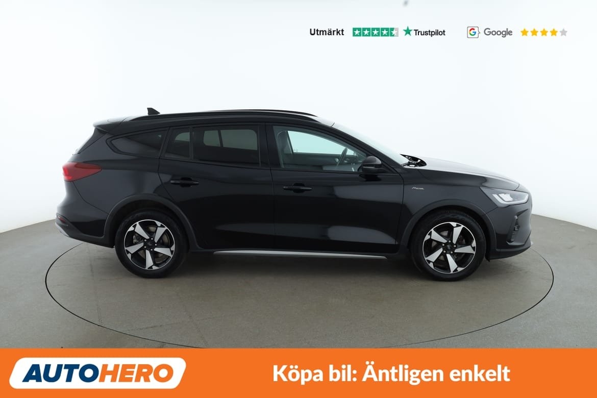 Ford Focus 1.0 EcoBoost Hybrid Active 2023, photo 7/10