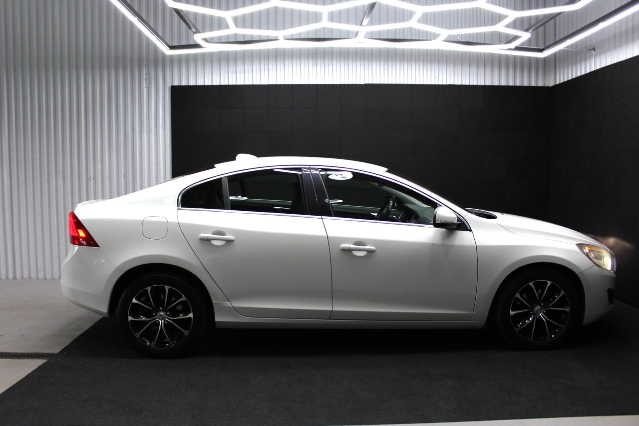 Volvo S60 2013, photo 7/10