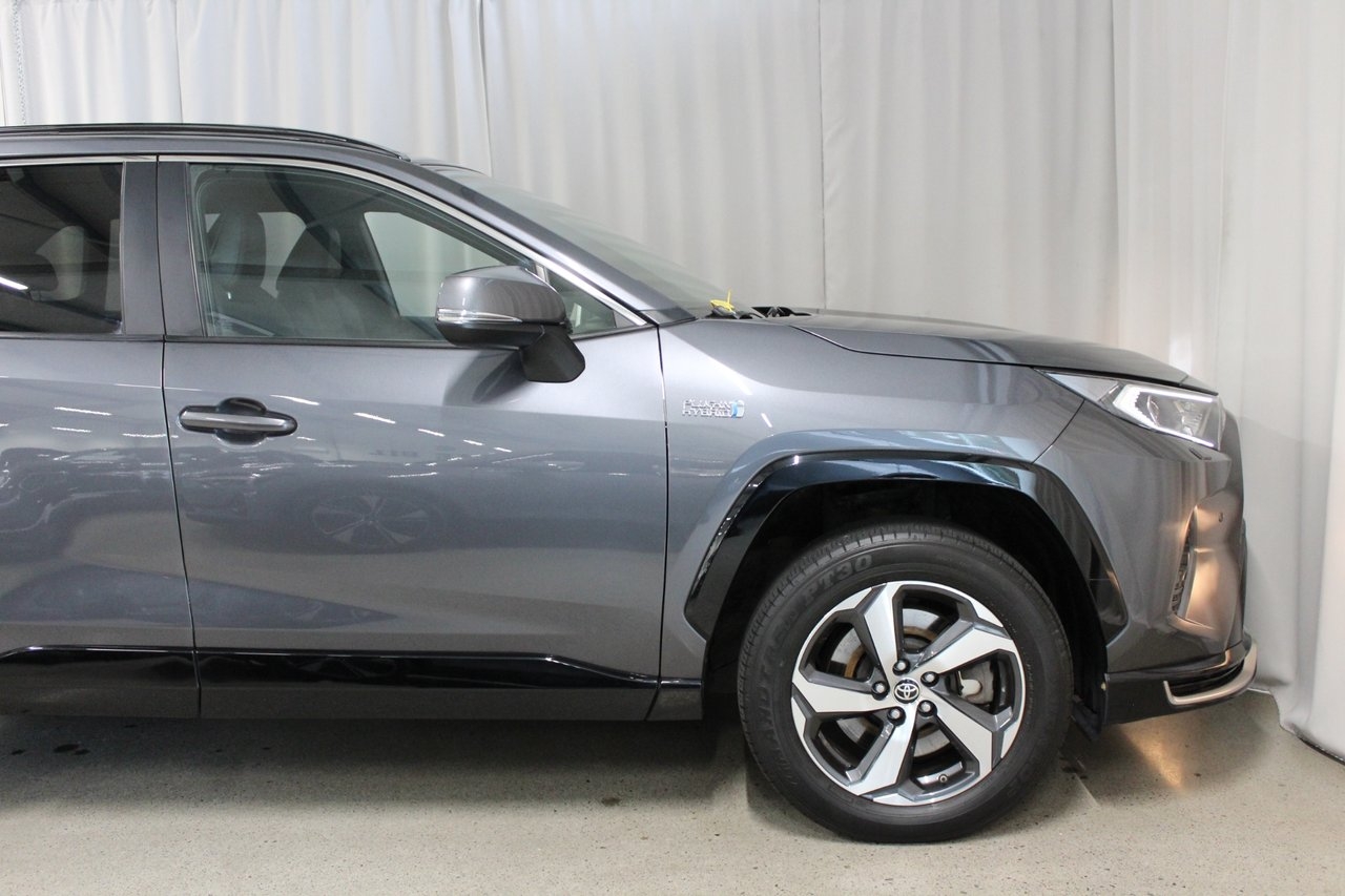 Toyota RAV4 Plug-In 2021, photo 4/10