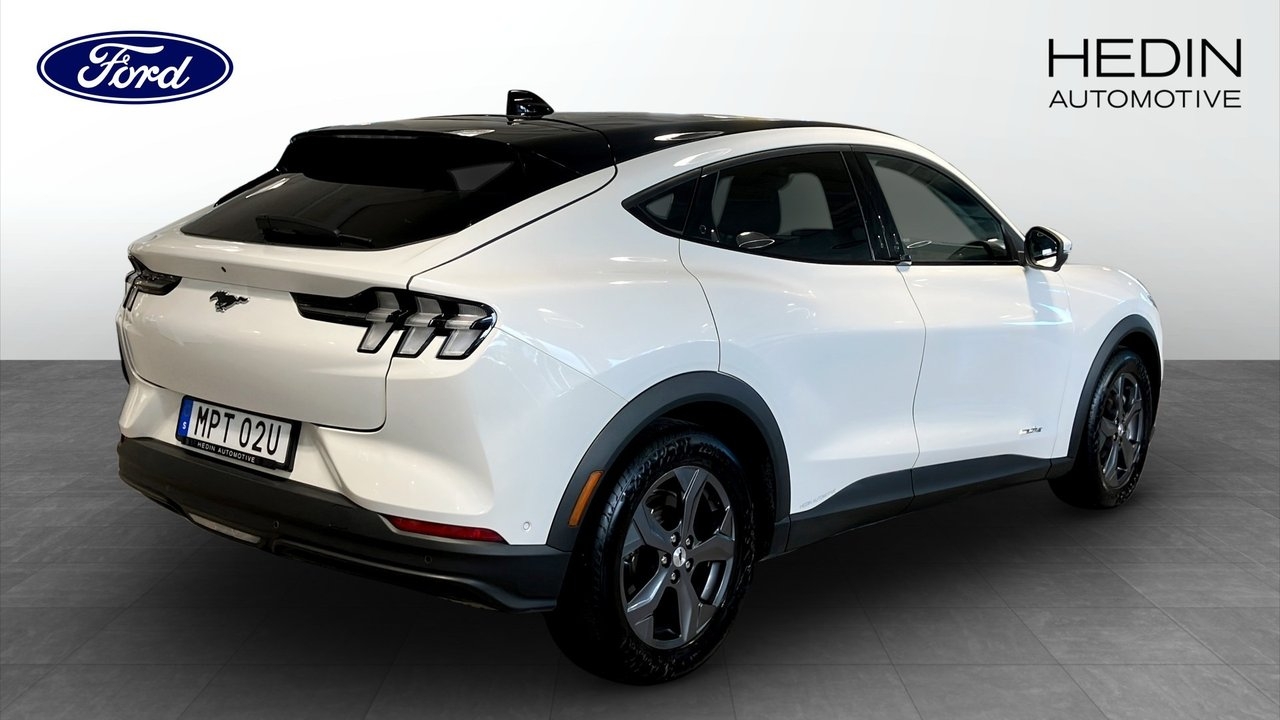 Ford Mustang Mach-E 2021, bild 2/13