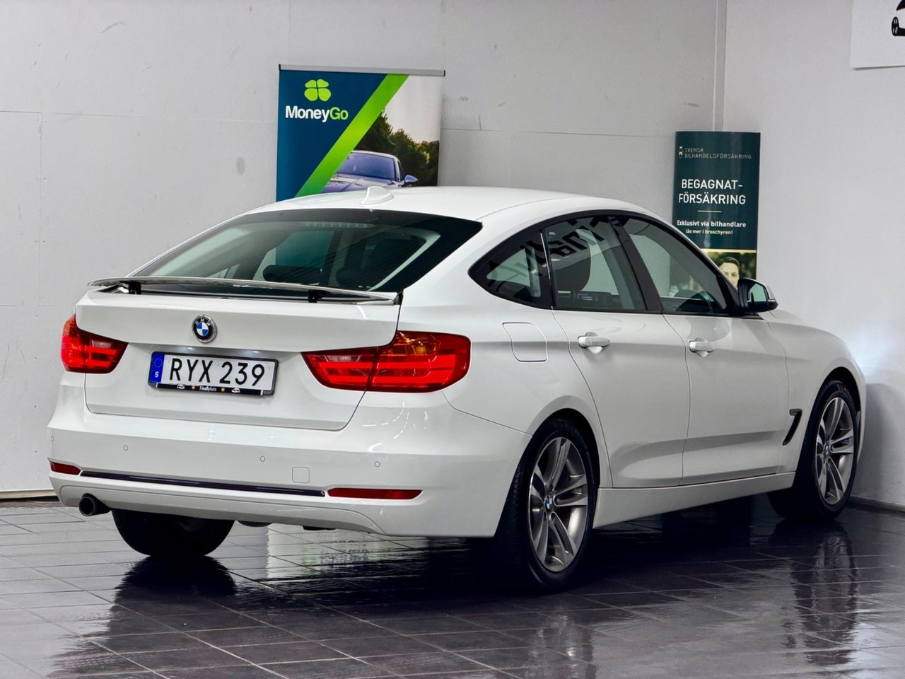 BMW 320 2014, kuva 4/10
