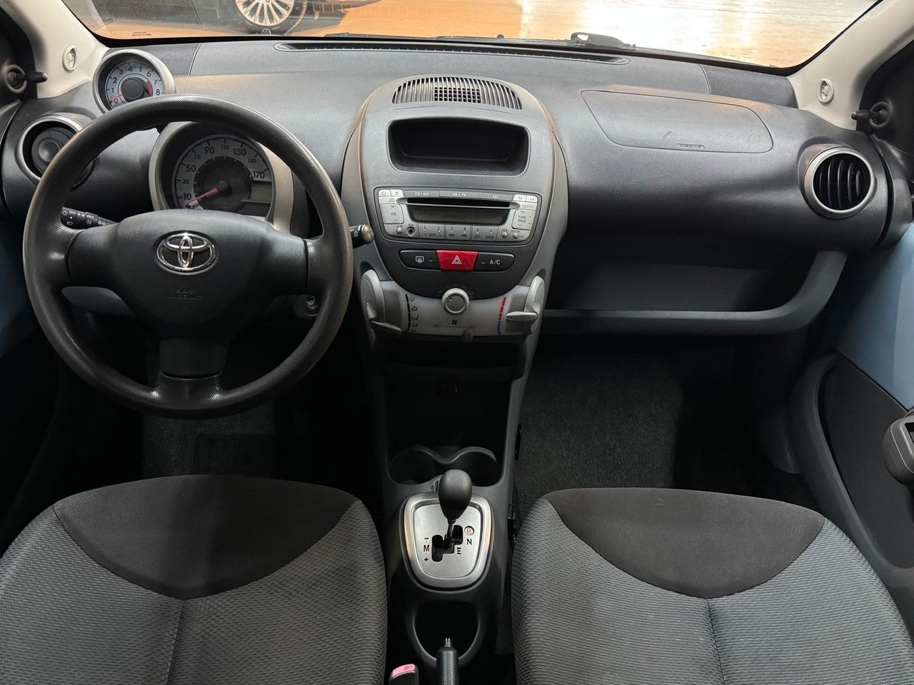 Toyota Aygo 2005, bild 6/10