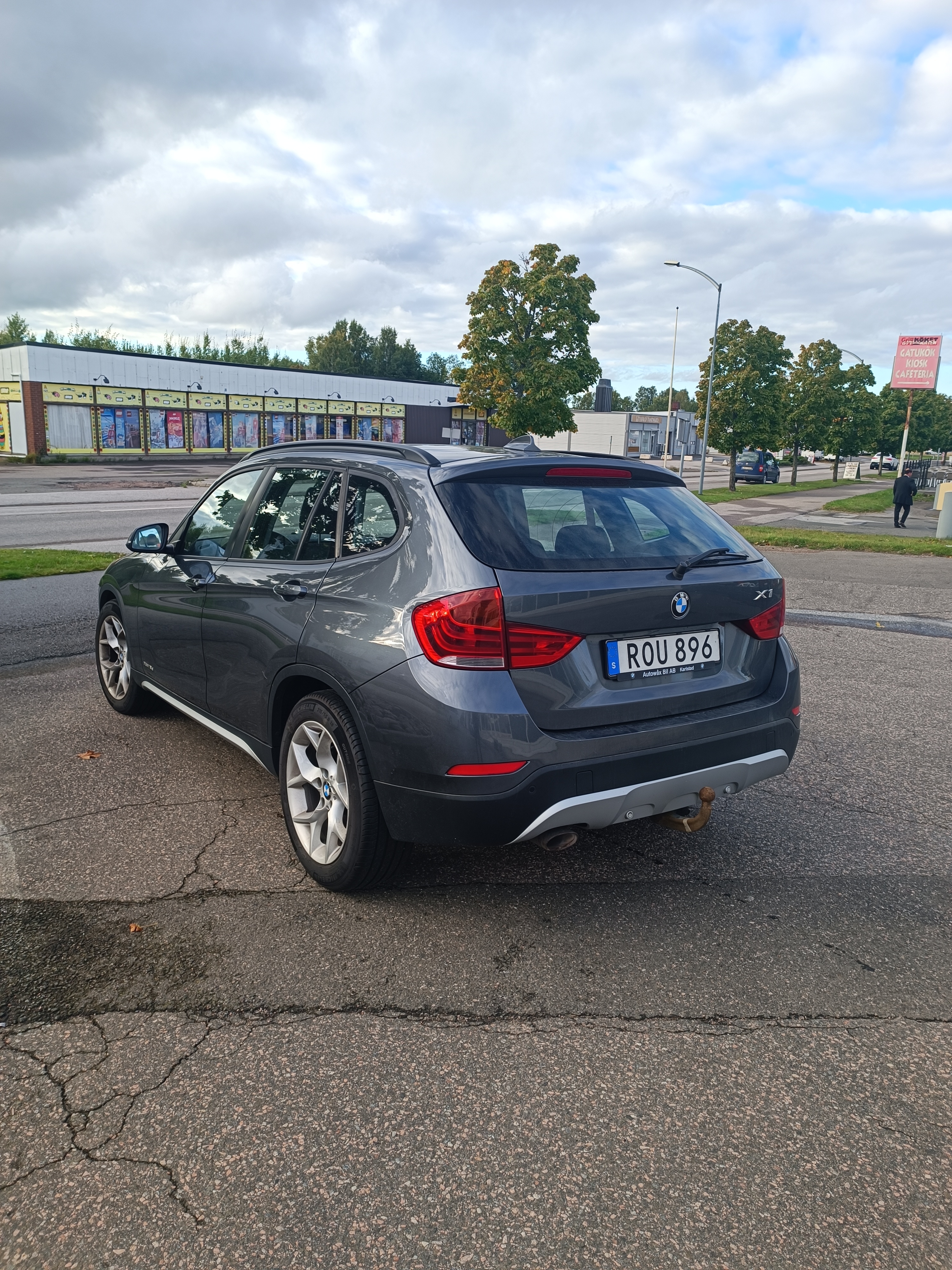 BMW X1 xDrive18d Steptronic 2015, bild 3/7