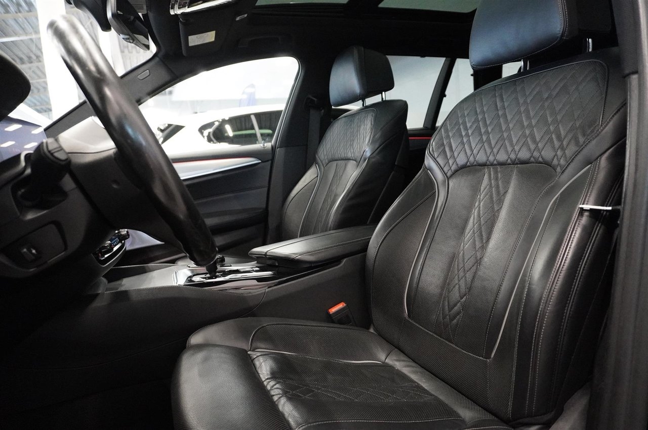 BMW 540 i xDrive Touring M-Sport 2019, bild 3/10
