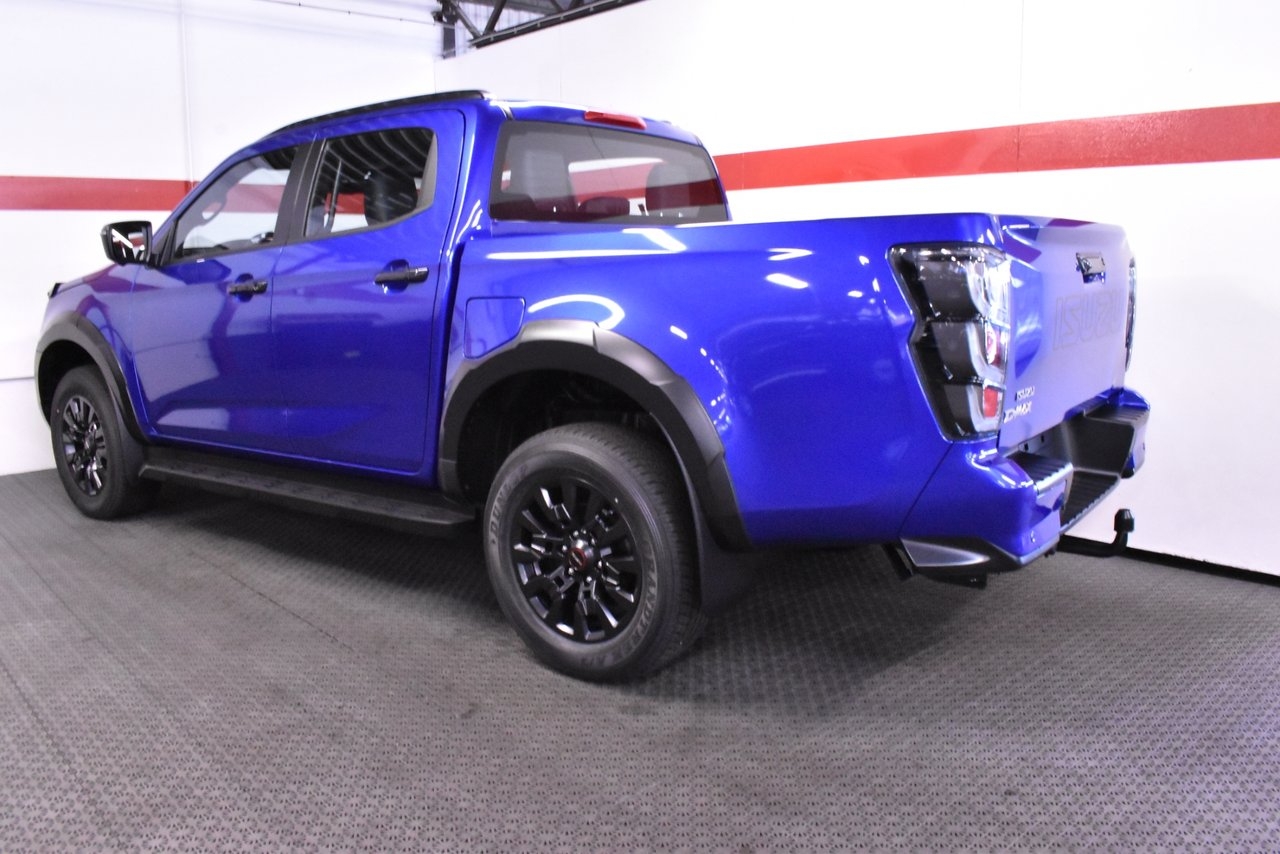 Isuzu XRX Double Cab AT CNG 2026, bild 5/10