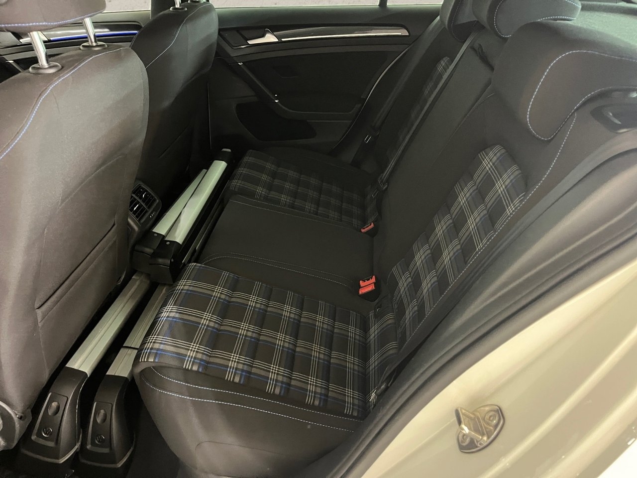 Volkswagen Golf 2017, bild 7/8