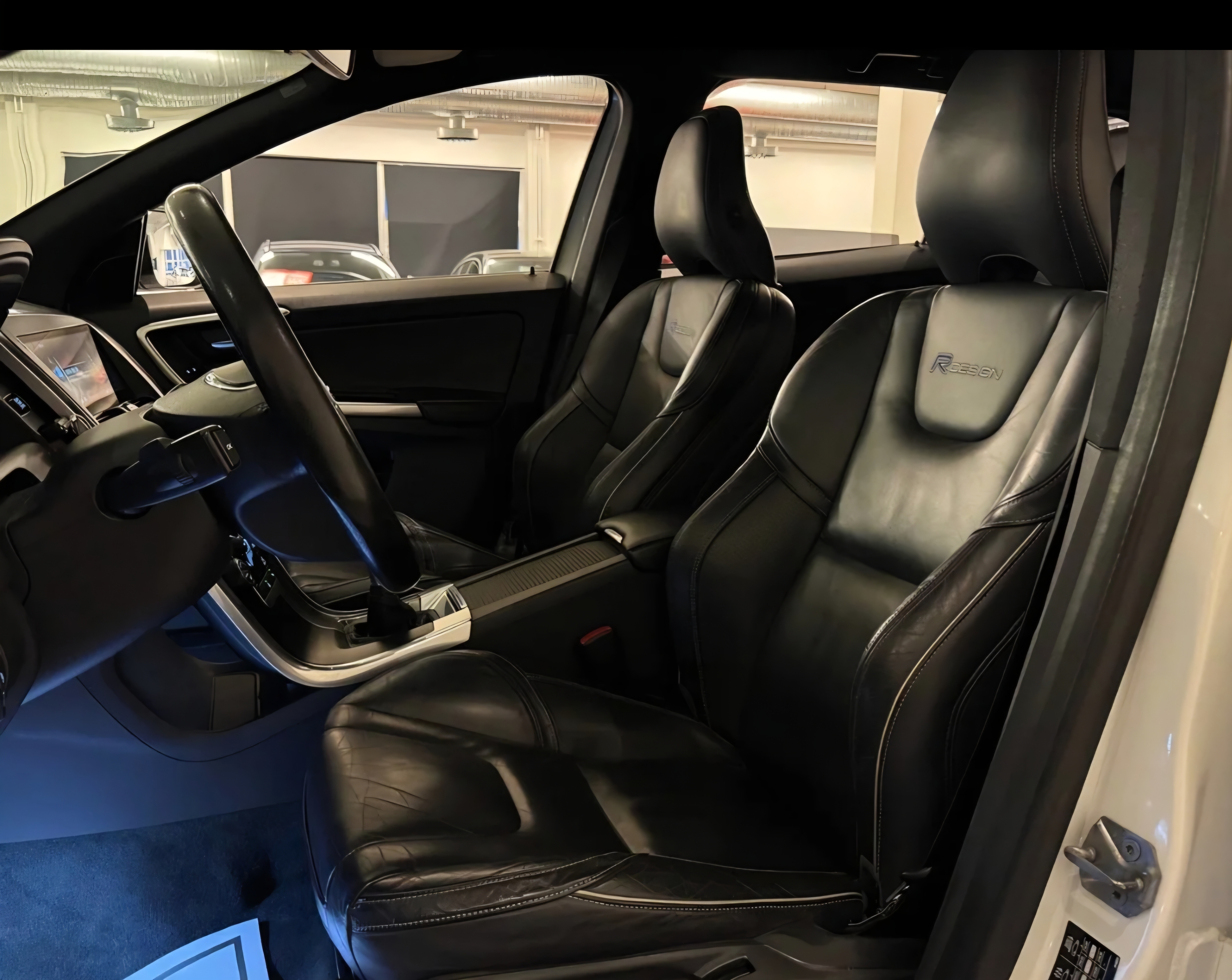 Volvo XC60 2014, photo 3/8