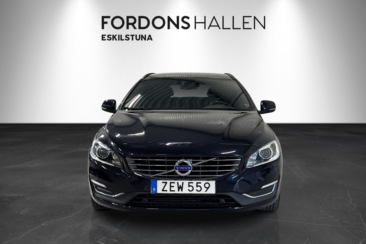 Volvo V60 D4 Classic Momentum 2018, bild 2/10