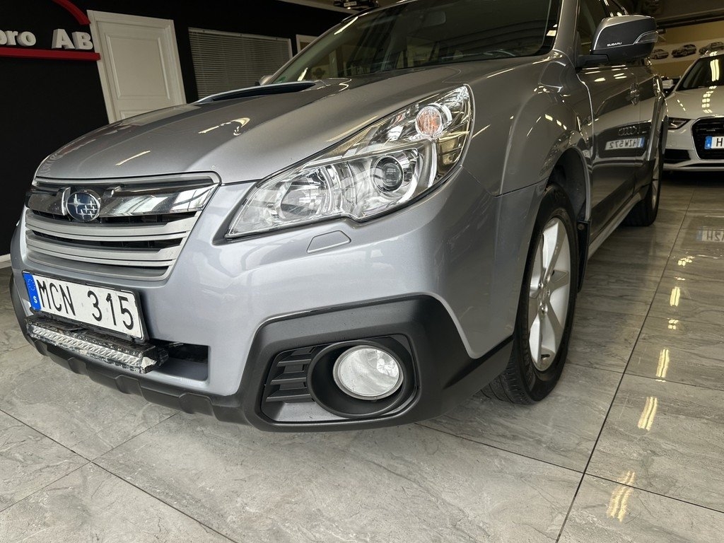 Subaru Outback 2013, bild 6/10
