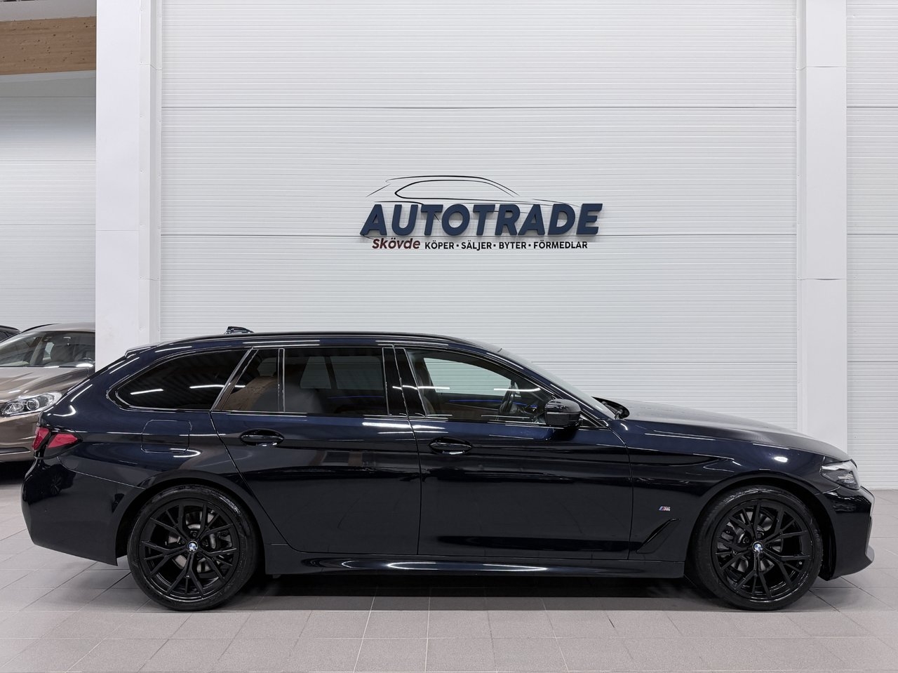BMW 520 2024, bild 6/10