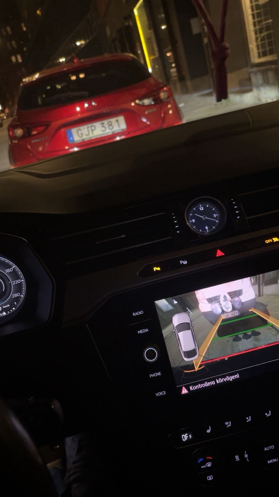 Volkswagen Arteon 2018, bild 3/4