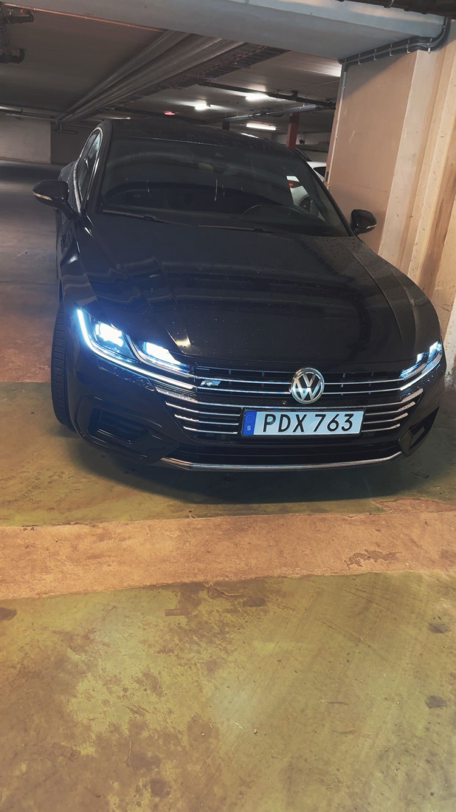 Volkswagen Arteon 2018, bild 4/4