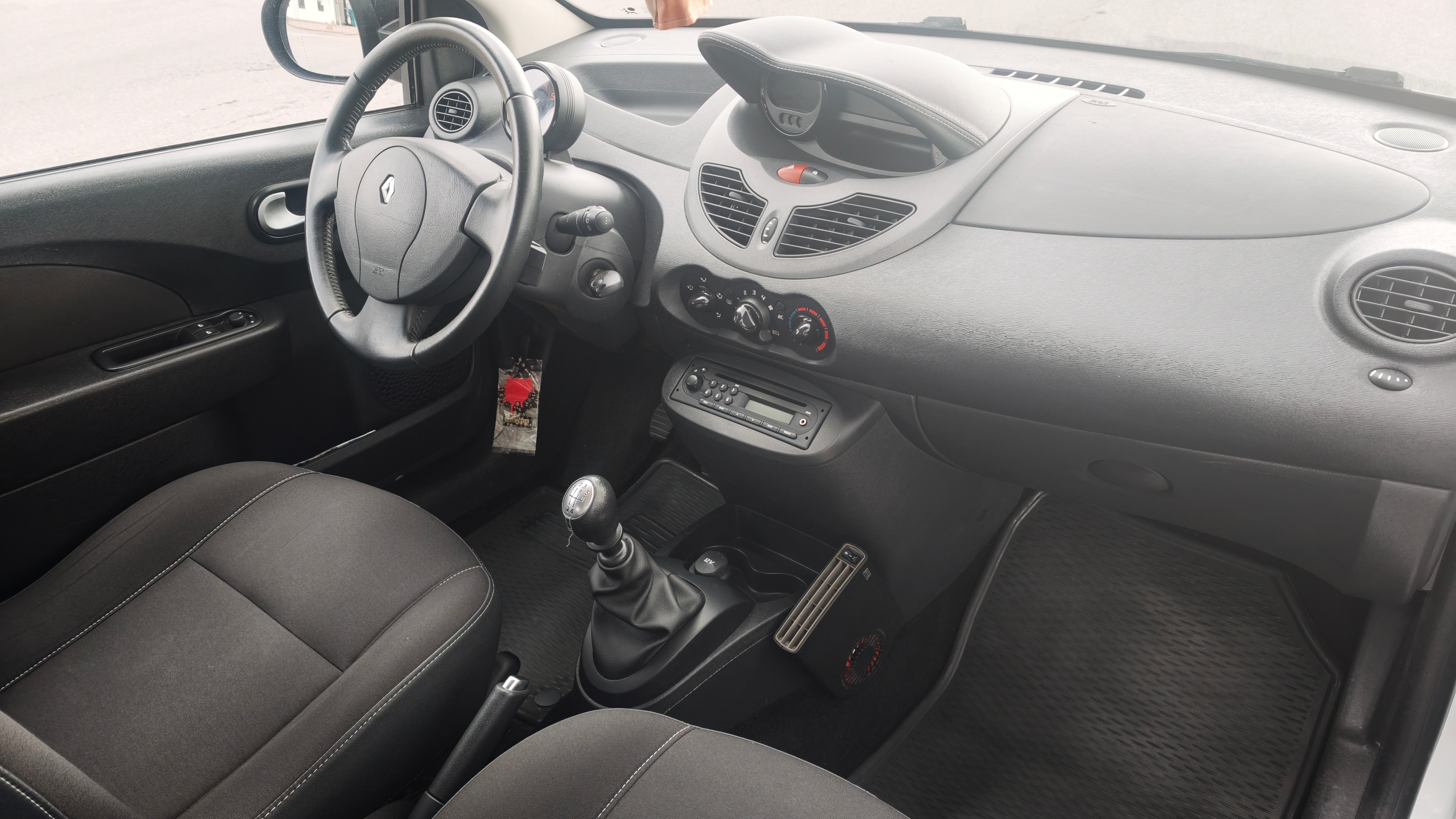 Renault Twingo 1.2 Manuell 2010, kuva 5/5