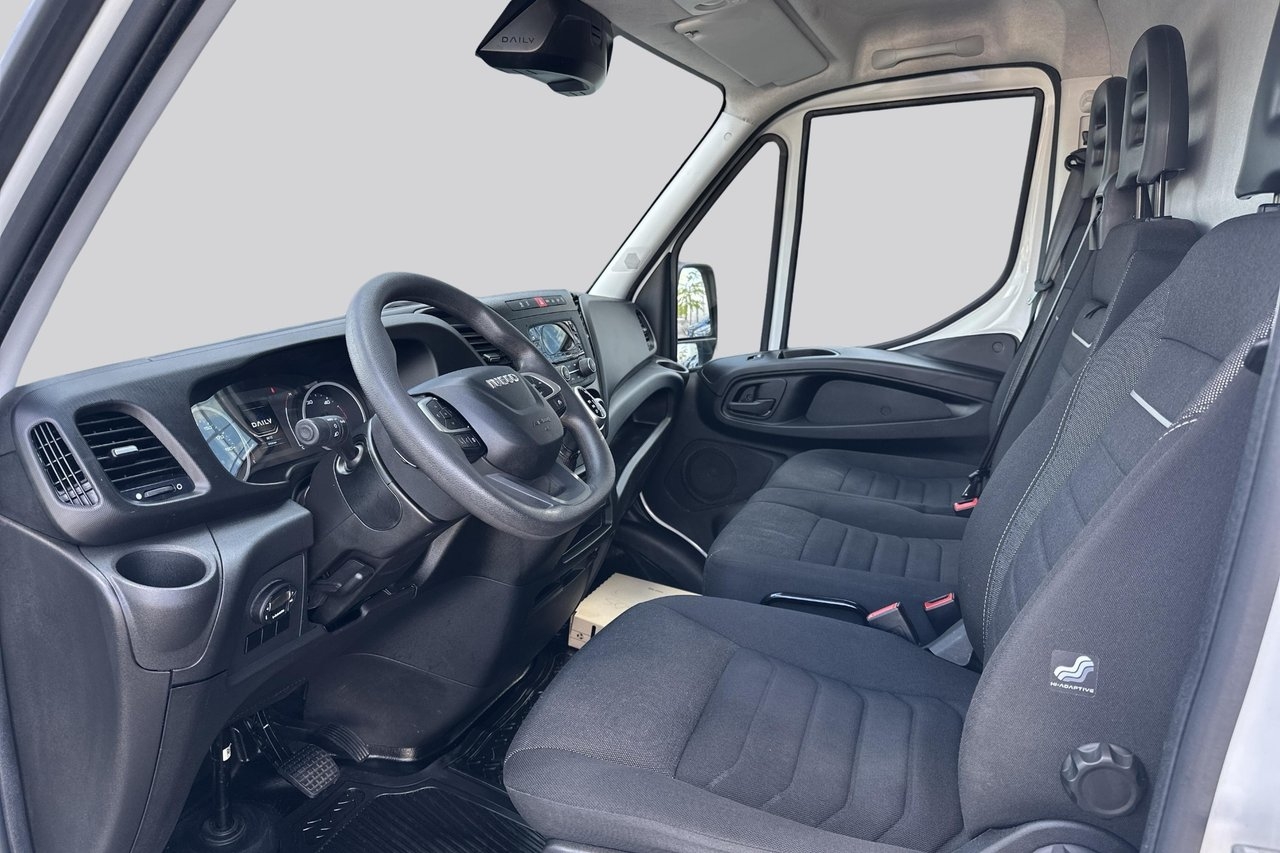 Iveco Daily 35S14A8 Van 12 m3 2024, photo 7/15