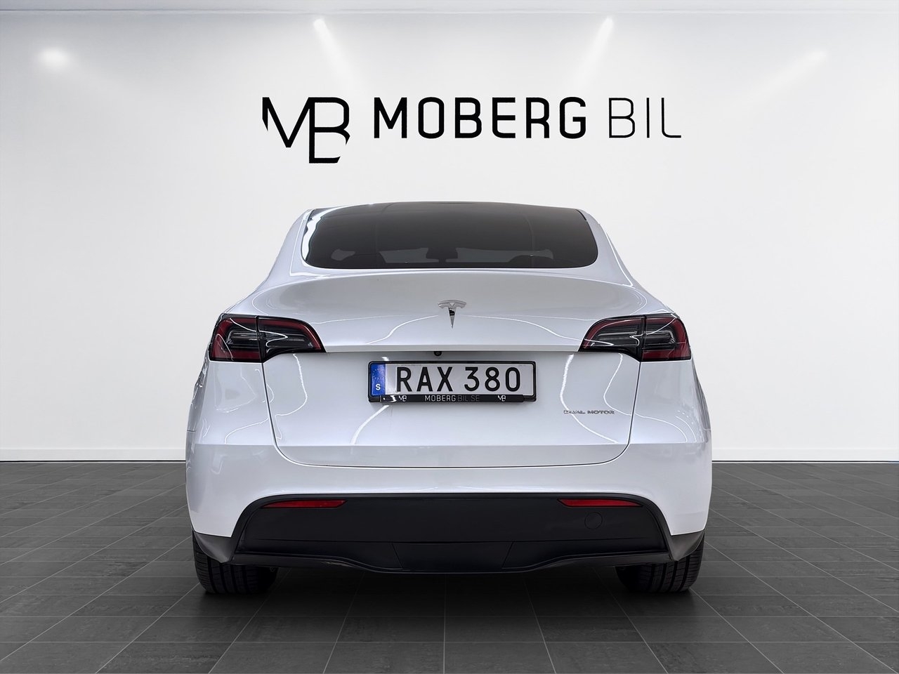 Tesla Model Y 2024, bild 6/10
