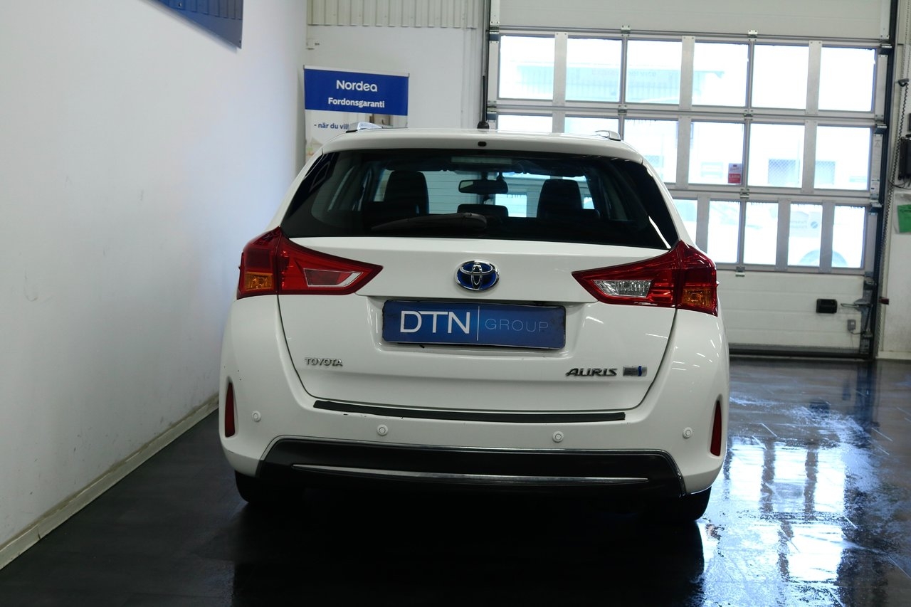 Toyota Auris 2014, bild 3/10